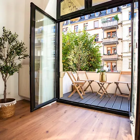 Urban Oasis - Premium - 2 Terrassen - Zentral - Charme - Großzügig * Wiesbaden