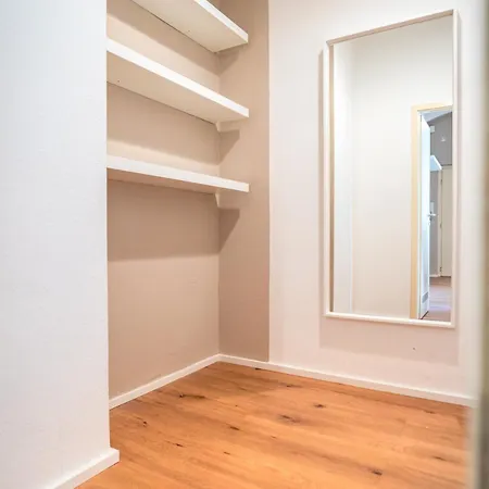 Urban Oasis - Premium - 2 Terrassen - Zentral - Charme - Großzügig Apartment Wiesbaden