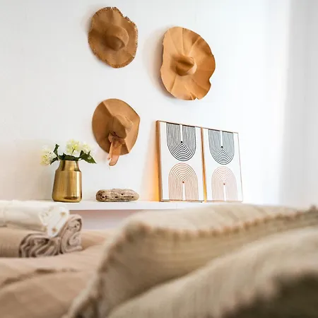 Urban Oasis - Premium - 2 Terrassen - Zentral - Charme - Großzügig Apartment