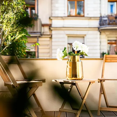 Apartment Urban Oasis - Premium - 2 Terrassen - Zentral - Charme - Großzügig